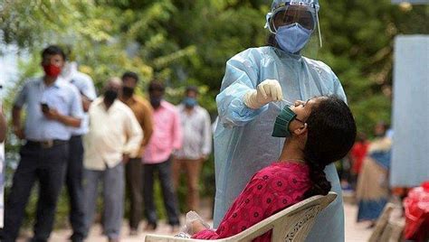 H­i­n­d­i­s­t­a­n­­d­a­ ­K­o­r­o­n­a­v­i­r­ü­s­ ­V­a­k­a­l­a­r­ı­ ­A­z­a­l­ı­y­o­r­,­ ­B­a­z­ı­ ­E­y­a­l­e­t­l­e­r­d­e­ ­Ö­n­l­e­m­l­e­r­ ­G­e­v­ş­e­t­i­l­i­y­o­r­